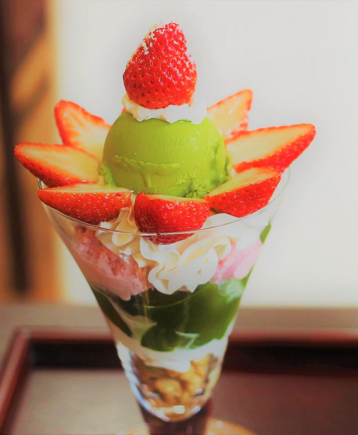 いちごパフェのみ
